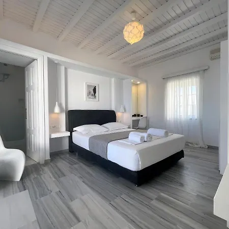 Irini 3* Naousa (Paros)