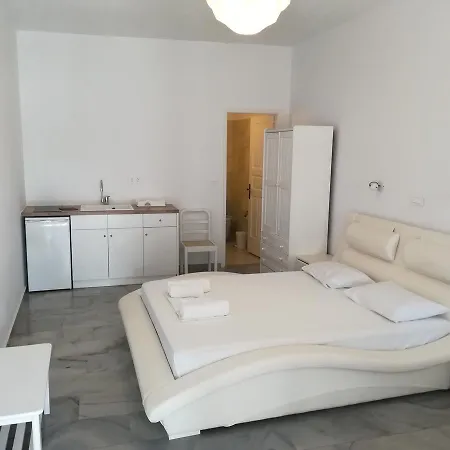 Lejlighedshotel Irini Naousa
