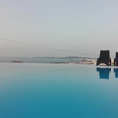 Aparthotel Irini Naousa (Paros)