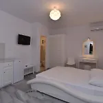 Irini Hotel apartamentowy