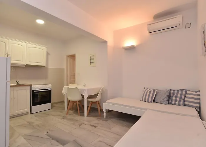 Irini Lejlighedshotel 4*