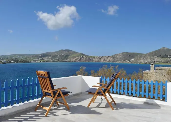 Irini Naousa (Paros)