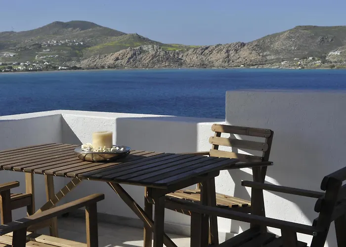 Irini 4* Naousa (Paros)