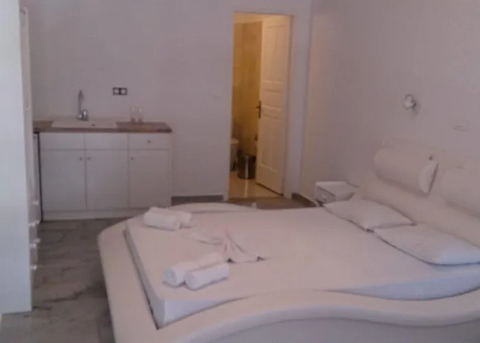 Irini شقة فندقية