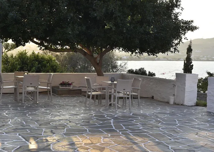 Irini 4* Naousa (Paros)