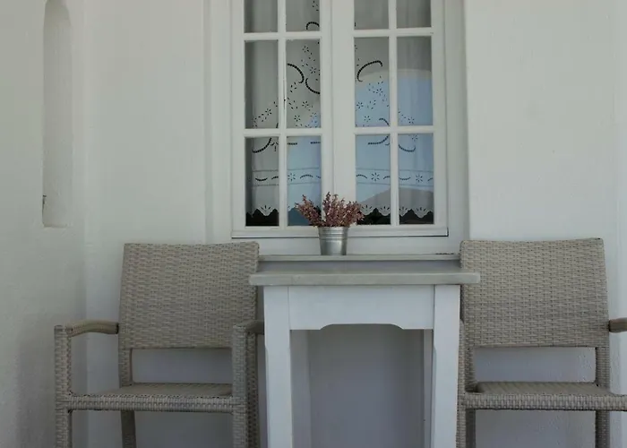 Irini Naousa (Paros)